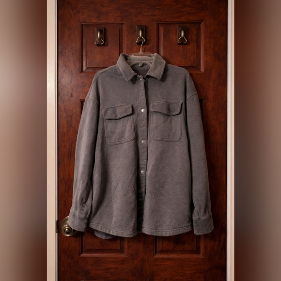 Hollister Tops - Hollister Boyfriend Style Oversized Button Down - SA